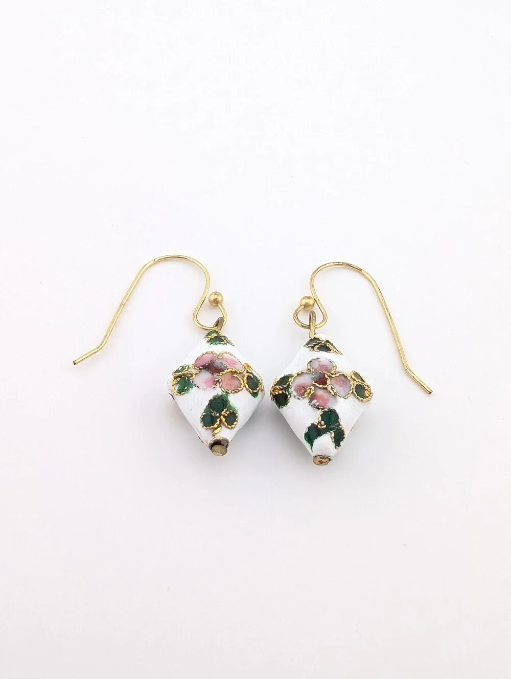 Vintage White Cloisonne Enamel Floral Diamond Gold Tone Dangle Drop Earrings
